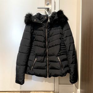 Zara Outerwear Hooded Puffer Jacket with Faux Fur Linings